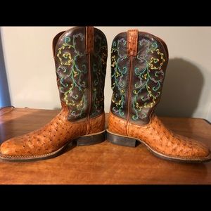 Square toe Twisted X ostrich quill boots